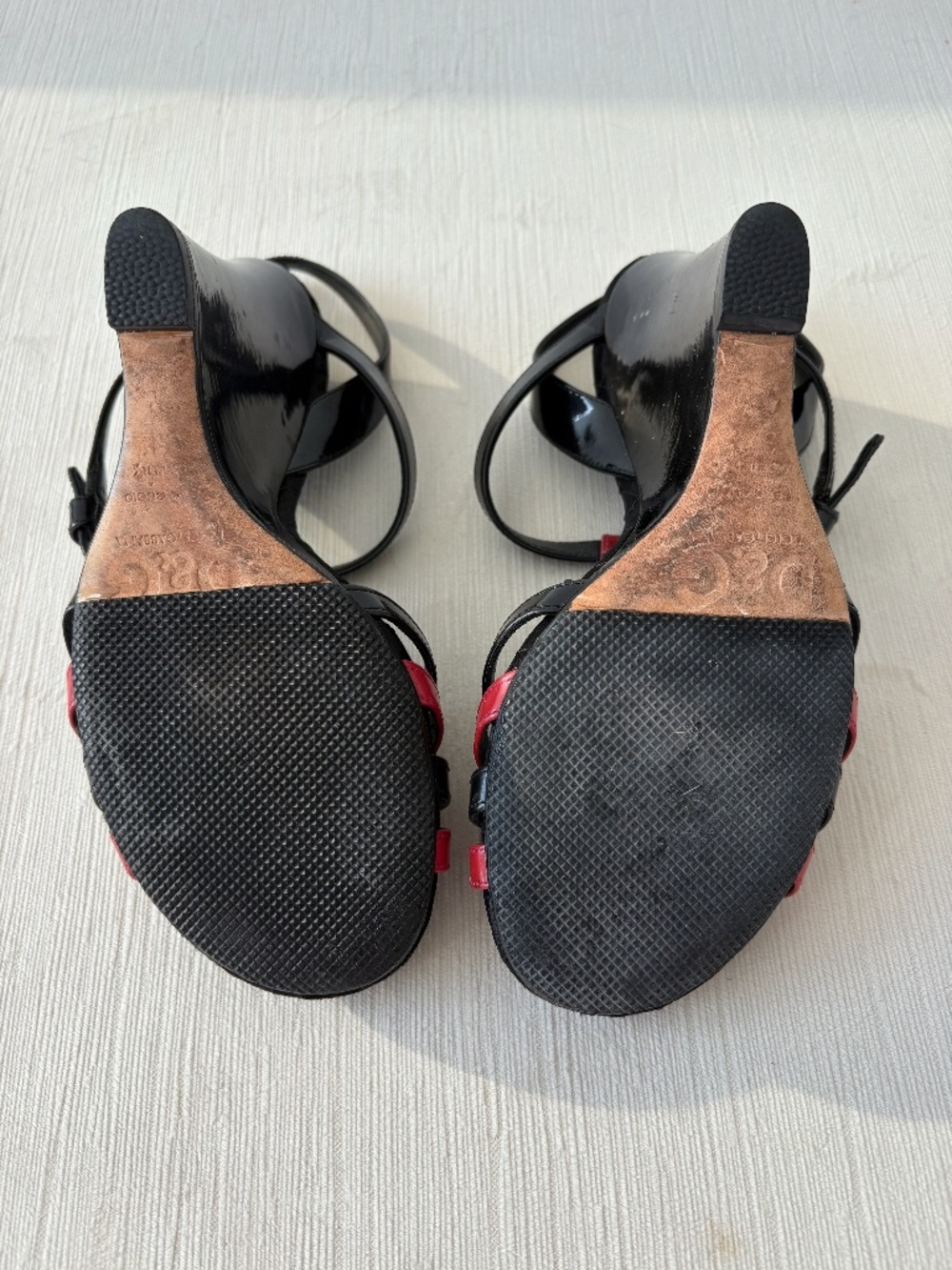 D&G Dolce & Gabbana Y2K Red Black Patent Leather Wedge Sandals US 7.5-8 - Picture 8 of 8